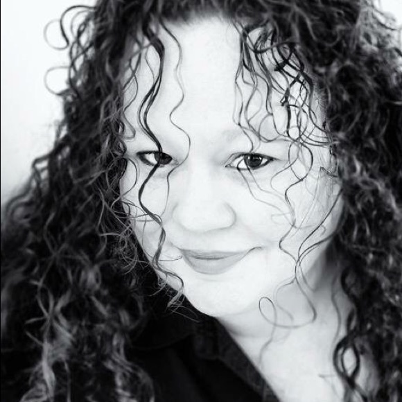 Meet your Posher, Tiffany - Picture 5 of 5